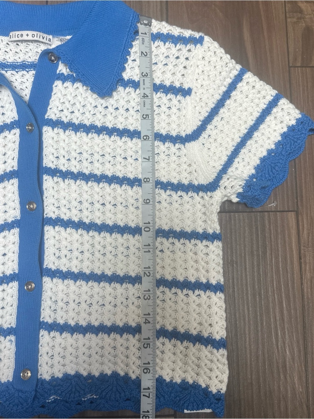 ALICE + OLIVIA
Randall Open Stitch
Cotton Blend
Cardigan Size - s - Picture 9 of 10